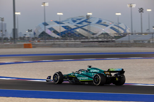 F1 Qatar Grand Prix - Live racing under the Qatar stars